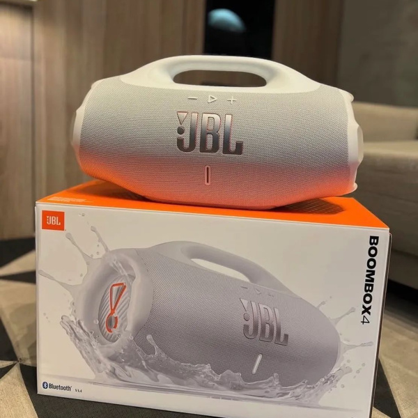 EDIÇÃO 01 - BOOMBOX 4 BRANCA OU R$ 2.000 NO PIX 